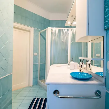 Modern To Relax In The Center Lägenhet Bari