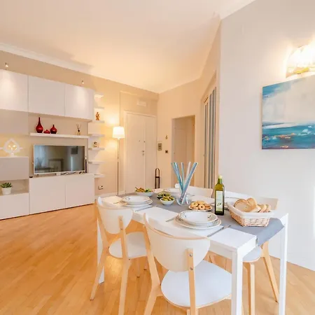 Modern To Relax In The Center Bari